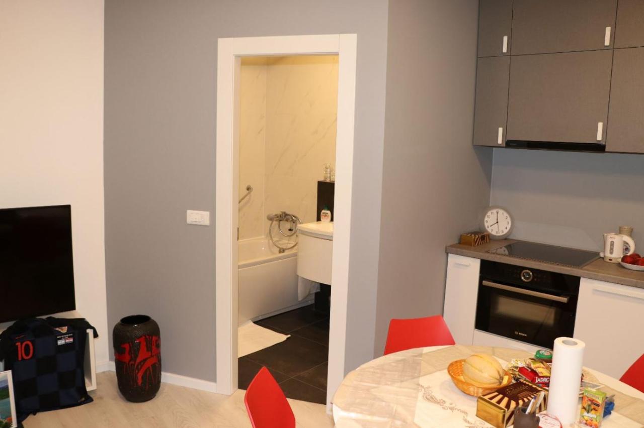 Apartman Gusar -Top Position, Close To The Center And The Beach, Fully Equipped Omis Exterior photo